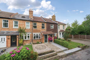 4 Manrich Cottage, Ship Lane, Swanley BR8 7PB