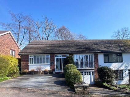 Thorncliffe Park, Royton