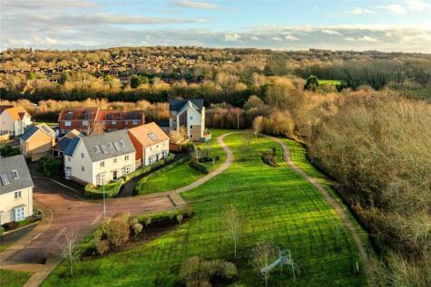 Windlass Close, Hunsbury Meadows, Northampton, Northamptonshire, NN4