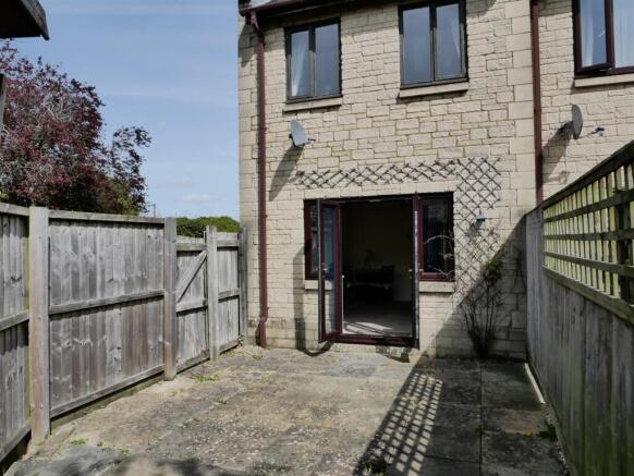 Oldbury Prior, Calne photo 4