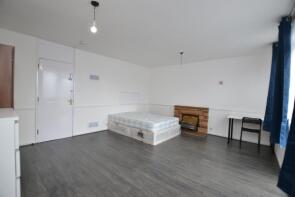 28, Ronald Street, London E1 0DT
