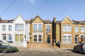 First Floor Flat, 14, Werndee Road, South Norwood, London SE25 5LB