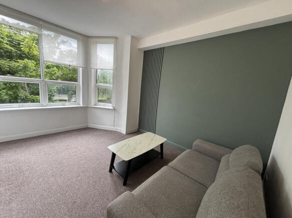 2 bed flat to rent Anson Road, Manchester M14