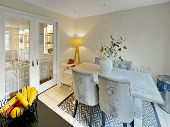 Dining Room.jpg