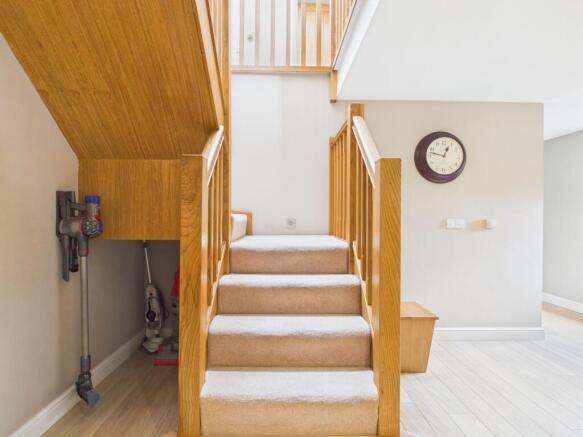 4 bed Detached for sale Image 7