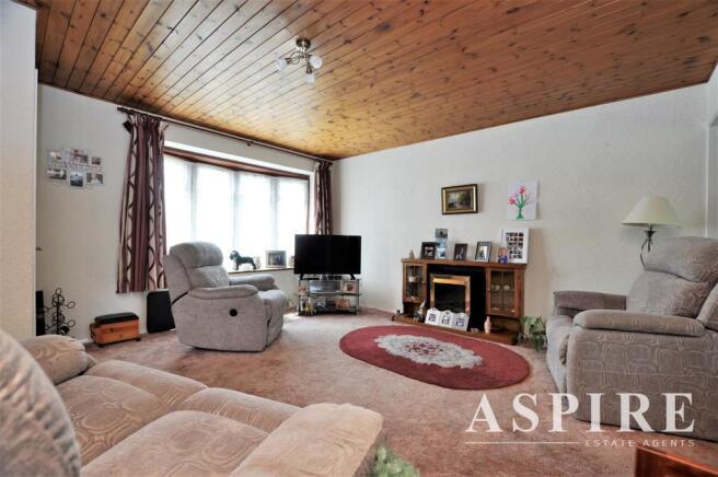 Aspire Estate Agents Benfleet 8.jpg