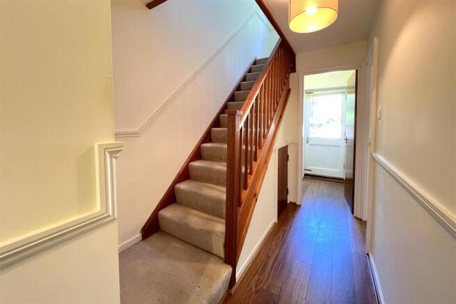 Entrance Hallway.JPG
