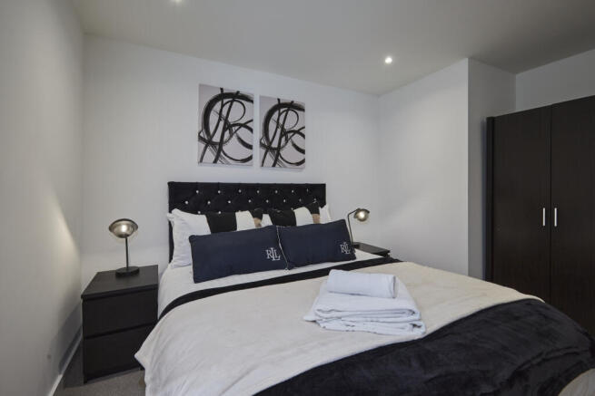 2 bed Flat to rent Image 7