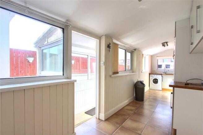 3 bed Terraced for sale Image 8