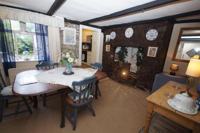 Dining Room.JPG