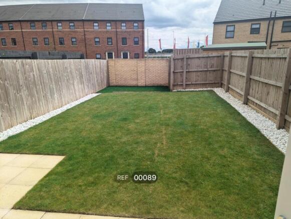 3 bed Terraced to rent Image 8