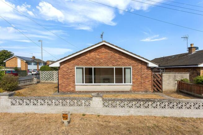 3 bed Detached Bungalow for sale Image 5