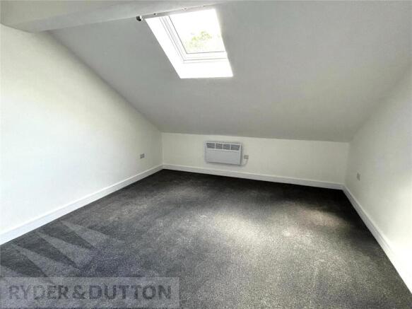 3 bed Apartment to rent Image 7