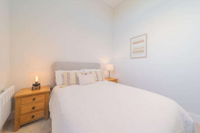 1 bed Apartment to rent Image 8