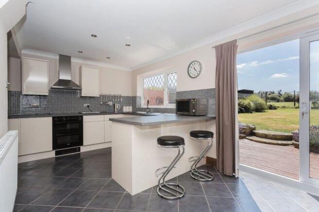 Kitchen / Brea...