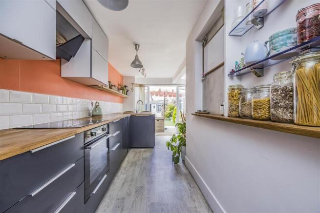 44 Alver Road, Fratton-PorticoMarketing-SoldBy-17.