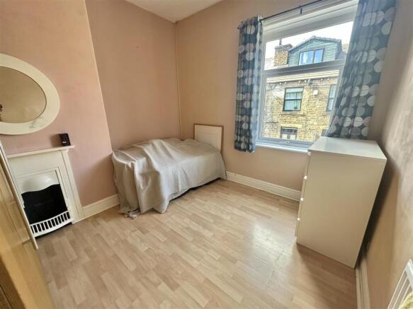 2 bed Terraced for sale Image 3