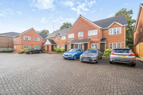 Vale Farm Road, Woking, GU21