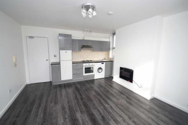 OPEN PLAN KITCHEN