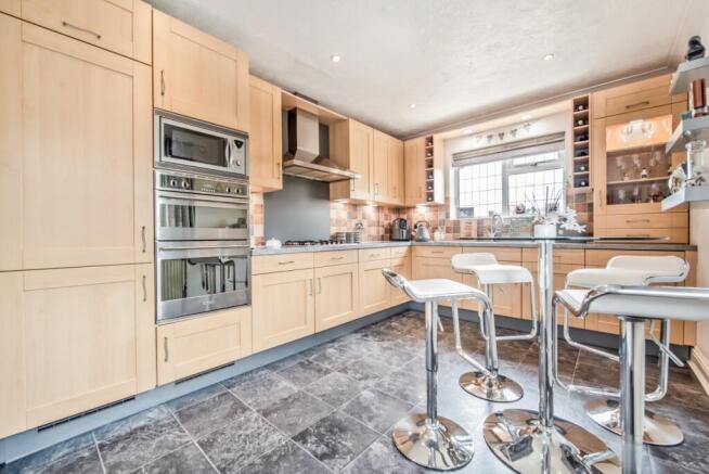 2 bed Bungalow for sale Image 11