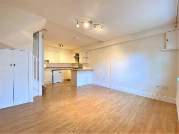 Living room Wallis Corner.jpg