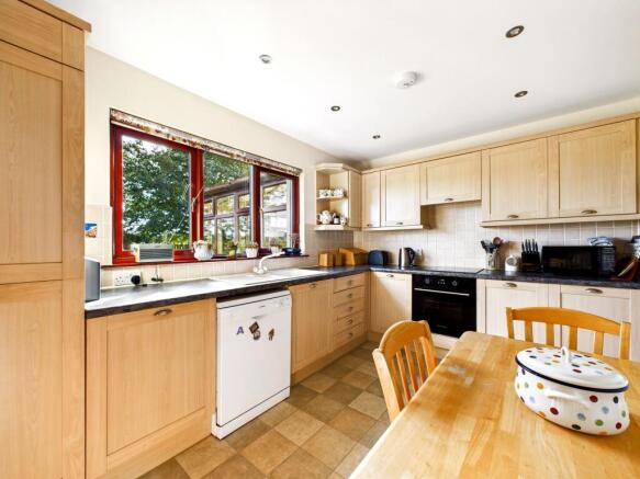 Dining kitchen