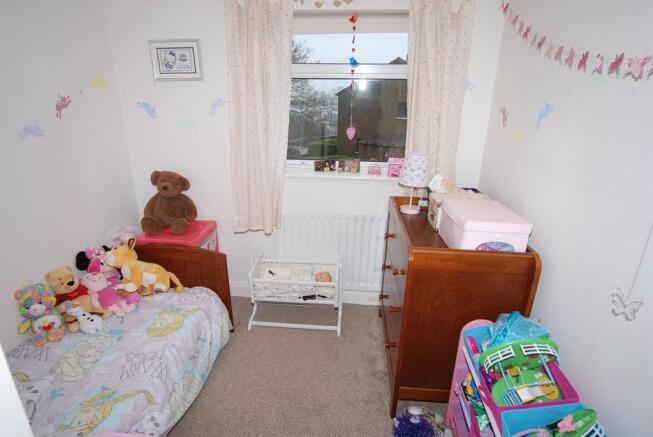 BEDROOM 4