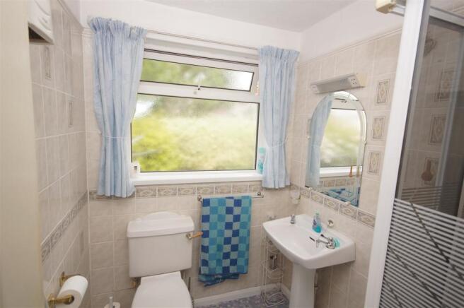 Shower Room.JPG