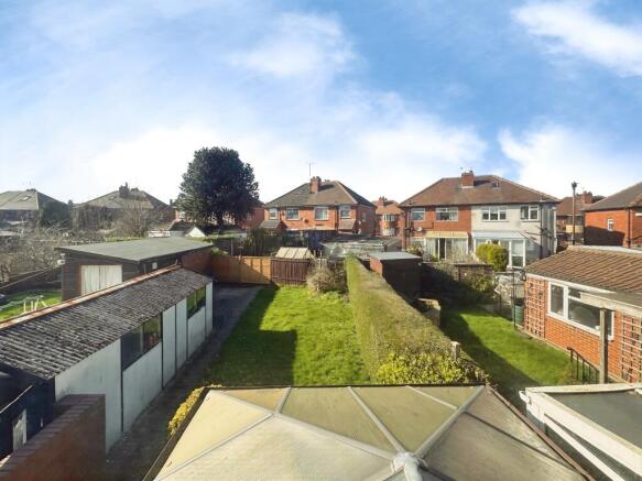 3 bed Semi-Detached for sale Image 9