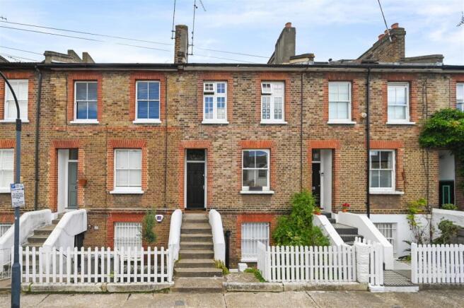 Bradmore Park Road