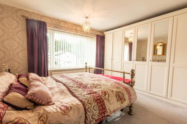 3 bed Semi-Detached for sale Image 10