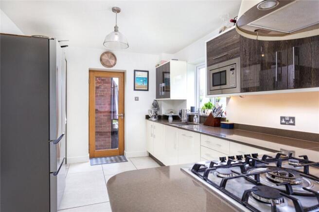 4 bed Detached for sale Image 8
