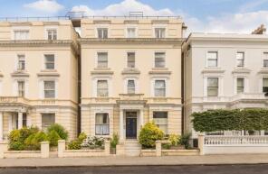 Flat 12, 23, Pembridge Gardens, London W2 4EB