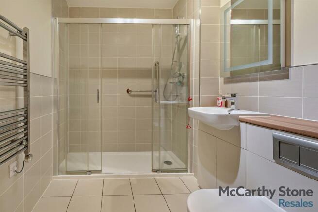 1 bed Apartment for sale Image 11