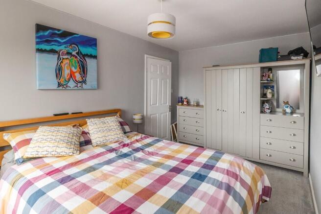 3 bed Detached for sale Image 8