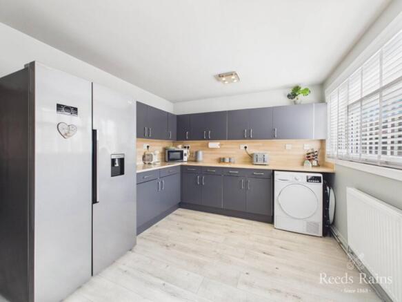 3 bed End of Terrace for sale Image 4