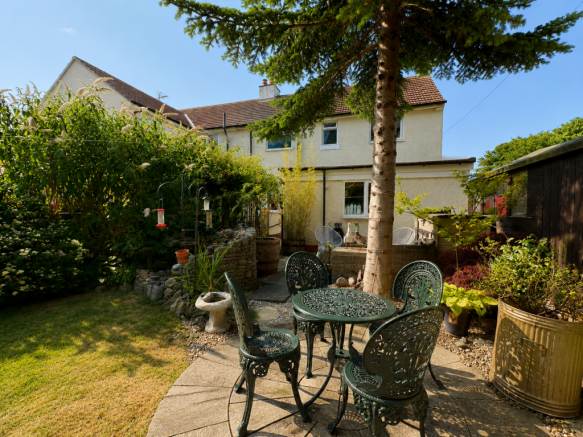 3 bed Semi-Detached for sale Image 10