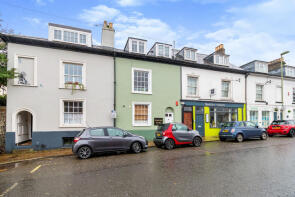 Flat 2, 11 Chancery House, Upper High Street, Winchester SO23 8UT