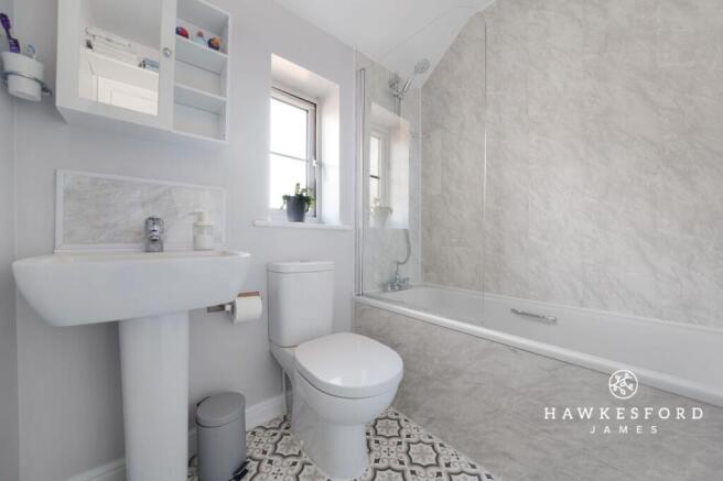 Ringlet Grove, Iwade - Bathroom