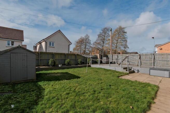 009-44 Kilncadzow Road Carluke, ML8 4QJ.jpg