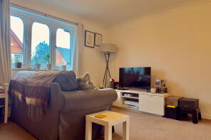 8, Warwick Court, Solesbridge Lane, Rickmansworth WD3 5SN