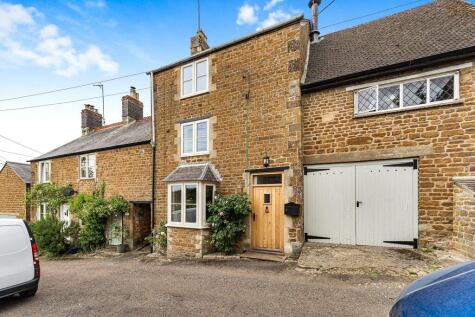 Bridge Hill, Hook Norton, Banbury, Oxfordshire, OX15