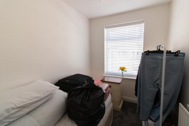 3 bed Terraced for sale Image 10
