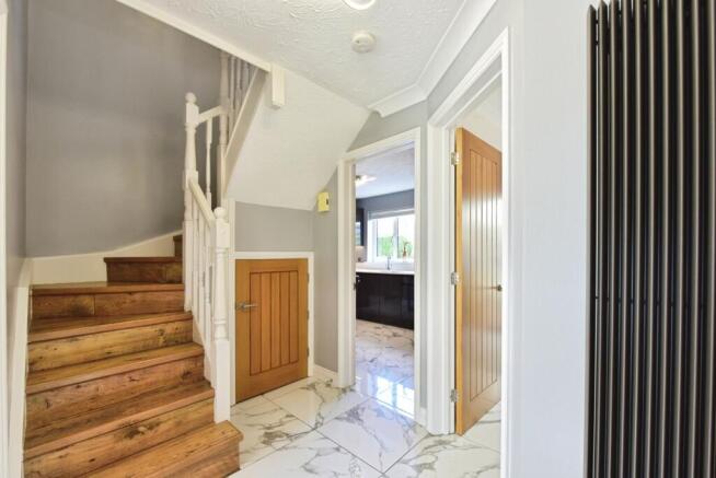 4 bed Detached for sale Image 6