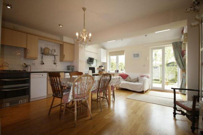 Kitchen/Dining Room