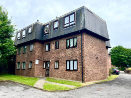 Flat 6, 2a Alexandra House, Alexandra Avenue, Camberley GU15 3BQ
