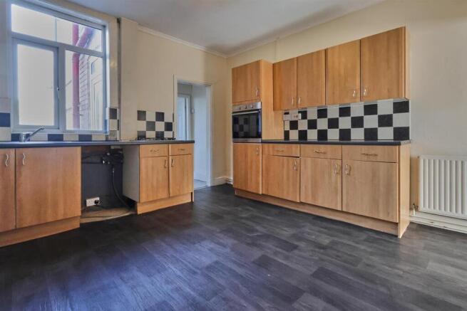 Fitted Dining/Kitchen to rear
