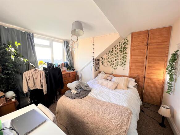 Bed 6