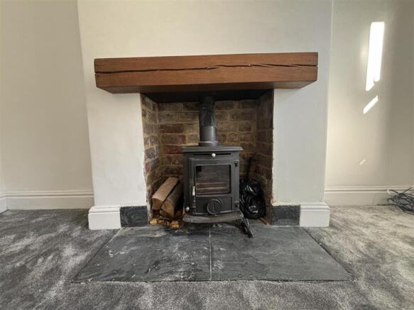 3 bed Detached to rent Image 10
