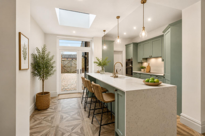 3 bed Terraced for sale Image 4